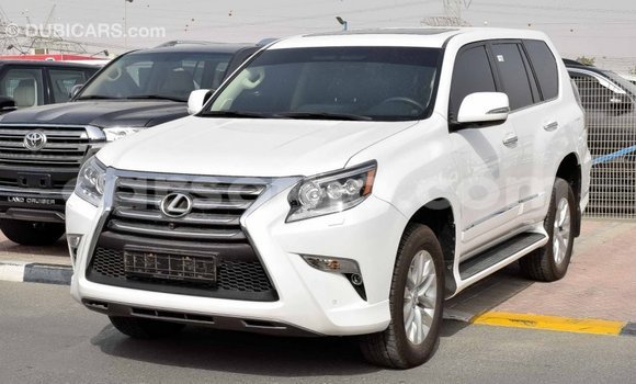 Acheter Import Voiture Lexus GX Blanc à Import - Dubai, Maseru Acheter Import Voiture Lexus GX Blanc à Import - Dubai, Maseru