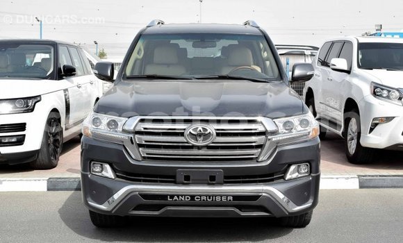 Sayi Imported Toyota Land Cruiser Other Mota in Import - Dubai a Maseru Sayi Imported Toyota Land Cruiser Other Mota in Import - Dubai a Maseru