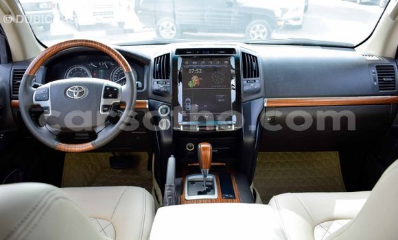 Sayi Imported Toyota Land Cruiser Other Mota in Import - Dubai a Maseru Sayi Imported Toyota Land Cruiser Other Mota in Import - Dubai a Maseru