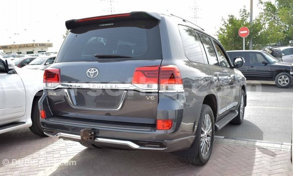 Sayi Imported Toyota Land Cruiser Other Mota in Import - Dubai a Maseru Sayi Imported Toyota Land Cruiser Other Mota in Import - Dubai a Maseru