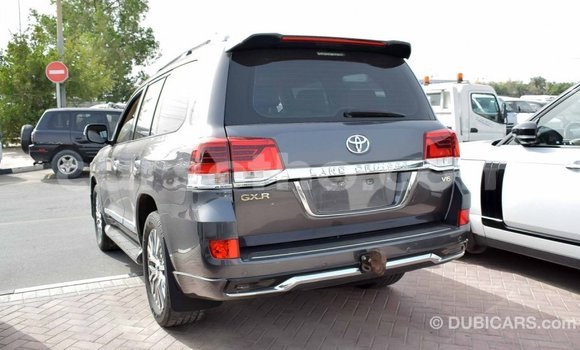 Sayi Imported Toyota Land Cruiser Other Mota in Import - Dubai a Maseru Sayi Imported Toyota Land Cruiser Other Mota in Import - Dubai a Maseru