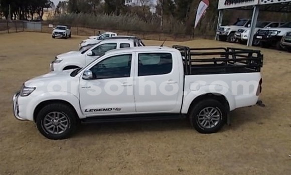 Acheter Occasion Voiture Toyota Hilux Blanc à Quthing, Butha-Buthe Acheter Occasion Voiture Toyota Hilux Blanc à Quthing, Butha-Buthe