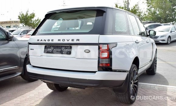 Acheter Import Voiture Land Rover Range Rover Blanc à Import - Dubai, Maseru Acheter Import Voiture Land Rover Range Rover Blanc à Import - Dubai, Maseru