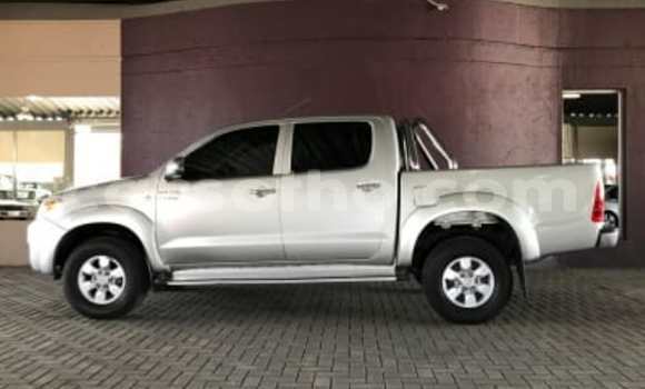 Buy Used Toyota Hilux Silver Car in Maseru in Maseru Buy Used Toyota Hilux Silver Car in Maseru in Maseru