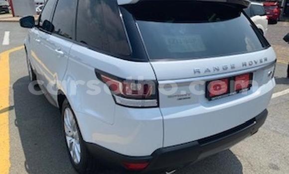 Acheter Occasion Voiture Rover SD1 Blanc à Maputsoa, Leribe Acheter Occasion Voiture Rover SD1 Blanc à Maputsoa, Leribe