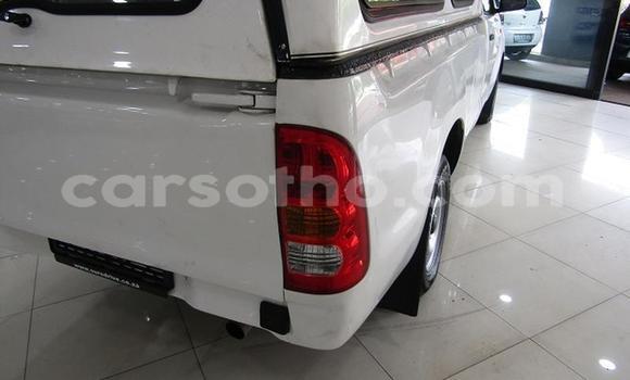 اشتري مستعمل Toyota Hilux White سيارة في Butha Buthe في Butha-Buthe اشتري مستعمل Toyota Hilux White سيارة في Butha Buthe في Butha-Buthe