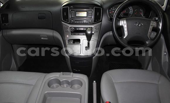 Sayi Na hannu Hyundai H1 White Mota in Butha Buthe a Butha-Buthe Sayi Na hannu Hyundai H1 White Mota in Butha Buthe a Butha-Buthe