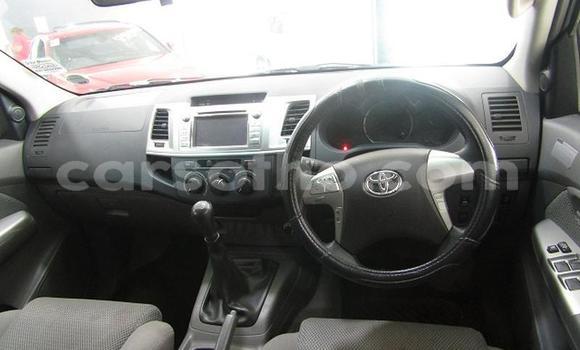 اشتري مستعمل Toyota Hilux White سيارة في Butha Buthe في Butha-Buthe اشتري مستعمل Toyota Hilux White سيارة في Butha Buthe في Butha-Buthe