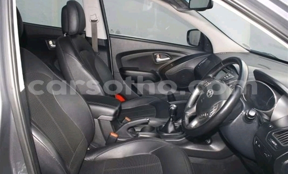 Sayi Na hannu Hyundai ix35 Silver Mota in Butha Buthe a Butha-Buthe Sayi Na hannu Hyundai ix35 Silver Mota in Butha Buthe a Butha-Buthe