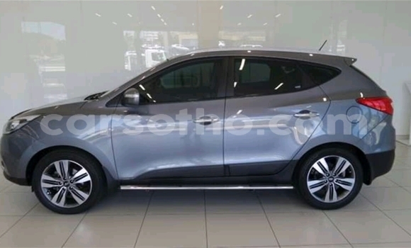 Sayi Na hannu Hyundai ix35 Silver Mota in Butha Buthe a Butha-Buthe Sayi Na hannu Hyundai ix35 Silver Mota in Butha Buthe a Butha-Buthe