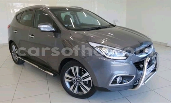 Sayi Na hannu Hyundai ix35 Silver Mota in Butha Buthe a Butha-Buthe Sayi Na hannu Hyundai ix35 Silver Mota in Butha Buthe a Butha-Buthe