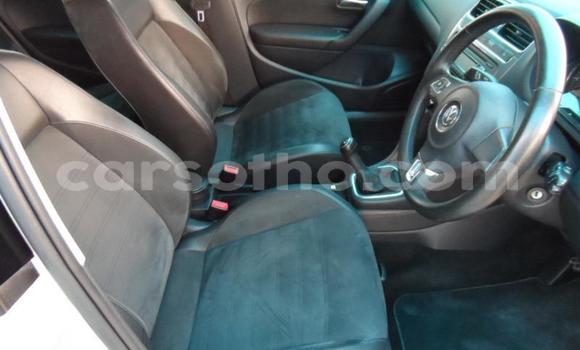 Acheter Occasion Voiture Volkswagen Polo Gris à Maseru, Maseru Acheter Occasion Voiture Volkswagen Polo Gris à Maseru, Maseru
