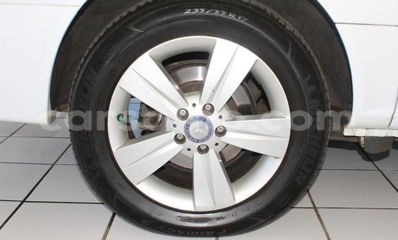 اشتري مستعمل Mercedes-Benz Vito White سيارة في Butha–Buthe في Thaba-Tseka اشتري مستعمل Mercedes-Benz Vito White سيارة في Butha–Buthe في Thaba-Tseka