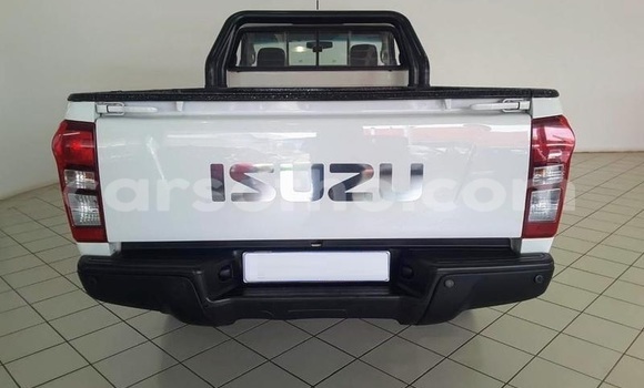 Acheter Occasion Voiture Isuzu KB Blanc à Butha–Buthe, Thaba-Tseka Acheter Occasion Voiture Isuzu KB Blanc à Butha–Buthe, Thaba-Tseka