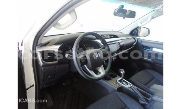 اشتري Imported Toyota Hilux Other سيارة في Import - Dubai في Maseru اشتري Imported Toyota Hilux Other سيارة في Import - Dubai في Maseru