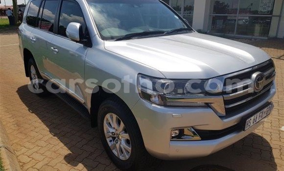 اشتري مستعمل Toyota Land Cruiser White سيارة في Maseru في Maseru اشتري مستعمل Toyota Land Cruiser White سيارة في Maseru في Maseru
