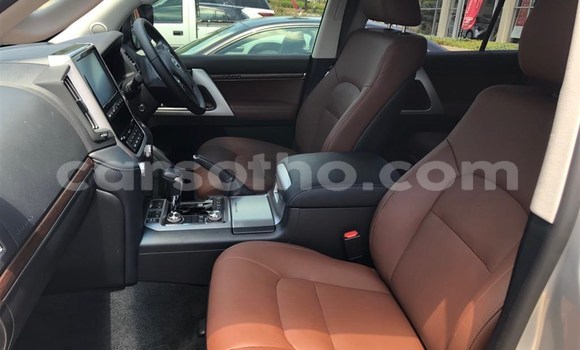 اشتري مستعمل Toyota Land Cruiser White سيارة في Maseru في Maseru اشتري مستعمل Toyota Land Cruiser White سيارة في Maseru في Maseru