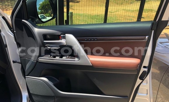 اشتري مستعمل Toyota Land Cruiser White سيارة في Maseru في Maseru اشتري مستعمل Toyota Land Cruiser White سيارة في Maseru في Maseru