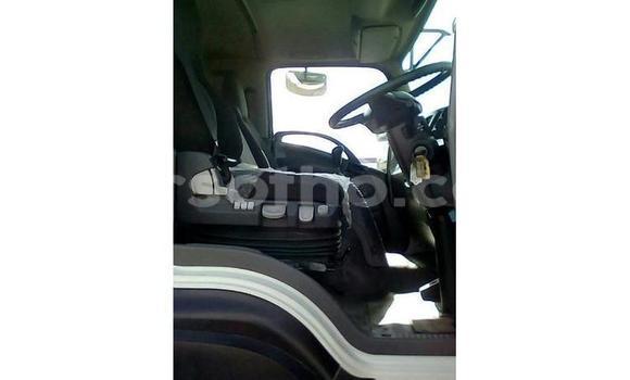 Acheter Occasion Utilitaire Isuzu FVZ Blanc à Butha Buthe, Butha-Buthe Acheter Occasion Utilitaire Isuzu FVZ Blanc à Butha Buthe, Butha-Buthe