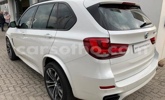 Acheter Occasion Voiture BMW X5 Gris à Maputsoe, Leribe Acheter Occasion Voiture BMW X5 Gris à Maputsoe, Leribe