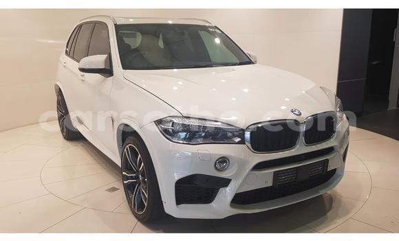 Sayi Na hannu BMW X5 M White Mota in Butha–Buthe a Thaba-Tseka Sayi Na hannu BMW X5 M White Mota in Butha–Buthe a Thaba-Tseka