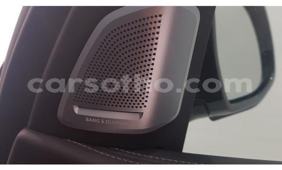 Sayi Na hannu BMW X5 M White Mota in Butha–Buthe a Thaba-Tseka Sayi Na hannu BMW X5 M White Mota in Butha–Buthe a Thaba-Tseka