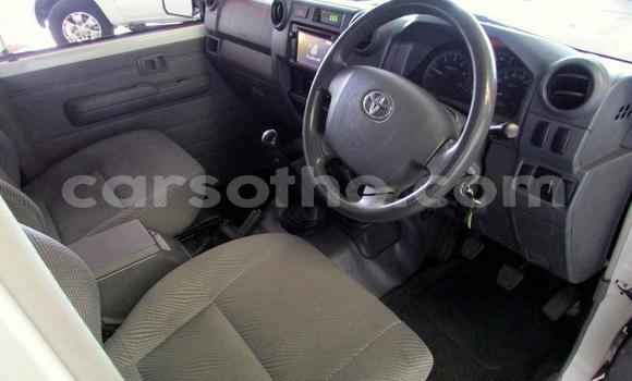 اشتري مستعمل Toyota Land Cruiser White سيارة في Maseru في Maseru اشتري مستعمل Toyota Land Cruiser White سيارة في Maseru في Maseru