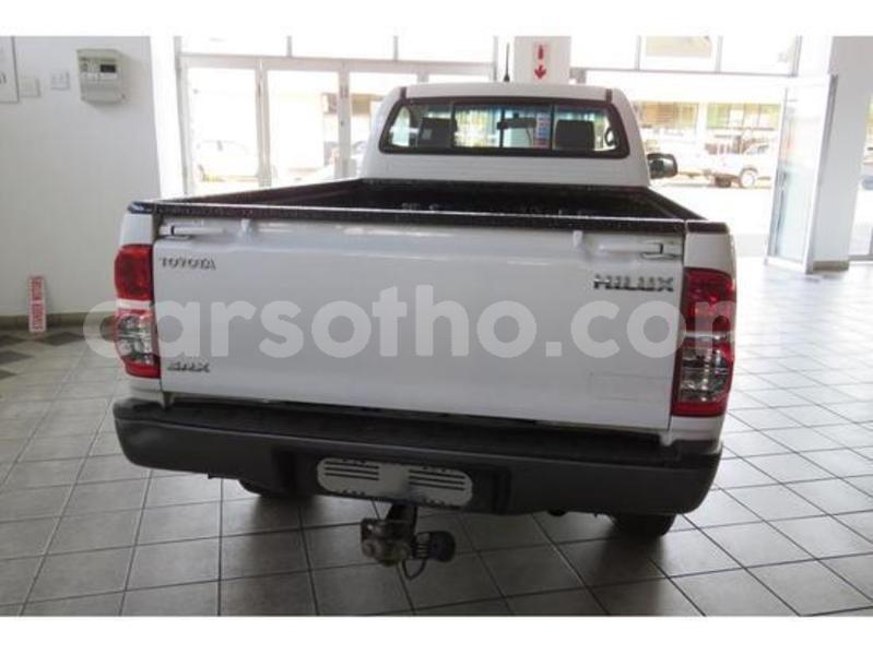 Big with watermark toyota hilux 25d 1549884757 187 e