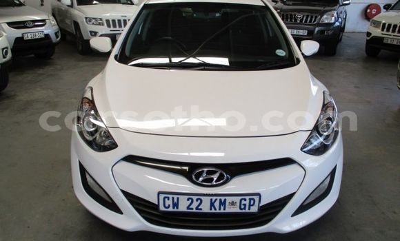 Buy Used Hyundai i30 White Car in Maseru in Maseru Buy Used Hyundai i30 White Car in Maseru in Maseru