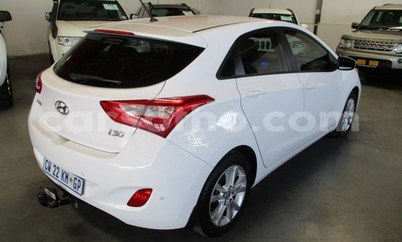 Buy Used Hyundai i30 White Car in Maseru in Maseru Buy Used Hyundai i30 White Car in Maseru in Maseru