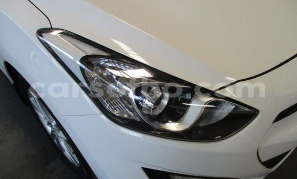 Buy Used Hyundai i30 White Car in Maseru in Maseru Buy Used Hyundai i30 White Car in Maseru in Maseru