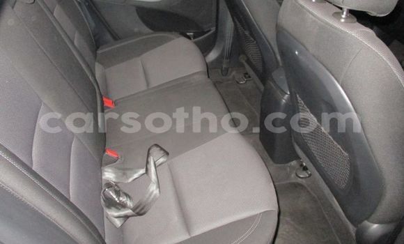 Buy Used Hyundai i30 White Car in Maseru in Maseru Buy Used Hyundai i30 White Car in Maseru in Maseru