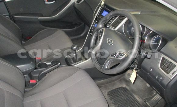 Buy Used Hyundai i30 White Car in Maseru in Maseru Buy Used Hyundai i30 White Car in Maseru in Maseru