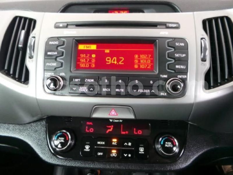 Big with watermark 2014 kia sportage 11