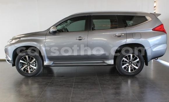 Buy Used Mitsubishi Pajero Silver Car in Maseru in Maseru Buy Used Mitsubishi Pajero Silver Car in Maseru in Maseru