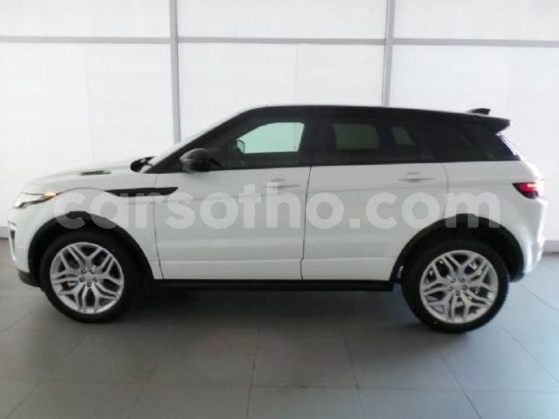 Big with watermark 2019 land rover range rover evoque 4