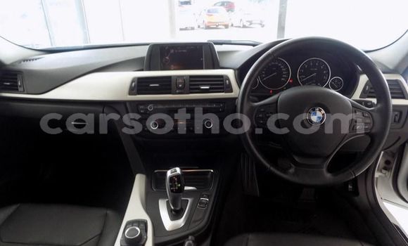 Sayi Na hannu BMW 3–Series White Mota in Maseru a Maseru Sayi Na hannu BMW 3–Series White Mota in Maseru a Maseru