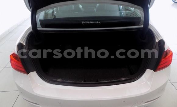 Sayi Na hannu BMW 3–Series White Mota in Maseru a Maseru Sayi Na hannu BMW 3–Series White Mota in Maseru a Maseru