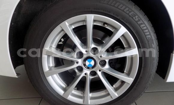 Sayi Na hannu BMW 3–Series White Mota in Maseru a Maseru Sayi Na hannu BMW 3–Series White Mota in Maseru a Maseru