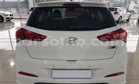 Buy Used Hyundai i20 White Car in Butha–Buthe in Thaba-Tseka Buy Used Hyundai i20 White Car in Butha–Buthe in Thaba-Tseka