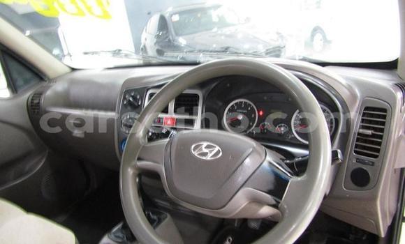 اشتري مستعمل Hyundai H200 White سيارة في Butha–Buthe في Thaba-Tseka اشتري مستعمل Hyundai H200 White سيارة في Butha–Buthe في Thaba-Tseka