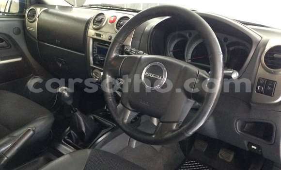 Acheter Occasion Voiture Isuzu KB Blanc à Butha–Buthe, Thaba-Tseka Acheter Occasion Voiture Isuzu KB Blanc à Butha–Buthe, Thaba-Tseka