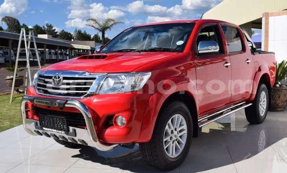 Acheter Occasion Voiture Toyota Hilux Rouge à Butha–Buthe, Thaba-Tseka Acheter Occasion Voiture Toyota Hilux Rouge à Butha–Buthe, Thaba-Tseka