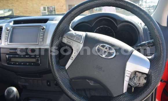 Acheter Occasion Voiture Toyota Hilux Rouge à Butha–Buthe, Thaba-Tseka Acheter Occasion Voiture Toyota Hilux Rouge à Butha–Buthe, Thaba-Tseka