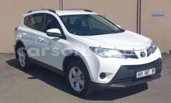 Buy Used Toyota RAV4 White Car in Teyateyaneng in Berea Buy Used Toyota RAV4 White Car in Teyateyaneng in Berea