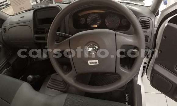 Buy Used Nissan NP 300 White Car in Butha Buthe in Butha-Buthe Buy Used Nissan NP 300 White Car in Butha Buthe in Butha-Buthe