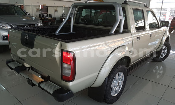 Sayi Na hannu Nissan NP 300 Other Mota in Butha–Buthe a Thaba-Tseka Sayi Na hannu Nissan NP 300 Other Mota in Butha–Buthe a Thaba-Tseka
