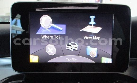 Sayi Na hannu Mercedes-Benz C–Class White Mota in Butha–Buthe a Thaba-Tseka Sayi Na hannu Mercedes-Benz C–Class White Mota in Butha–Buthe a Thaba-Tseka