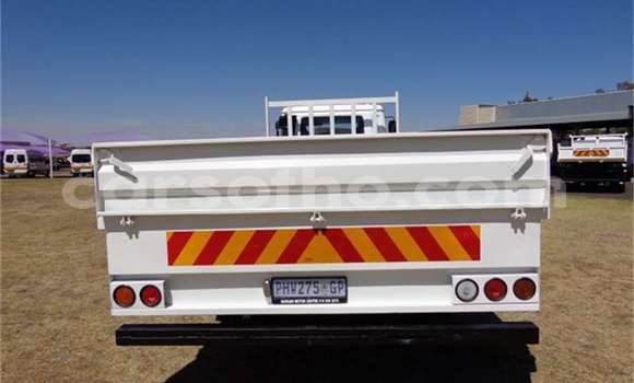 Sayi Na hannu Nissan UD Other Babbar mota in Butha–Buthe a Thaba-Tseka Sayi Na hannu Nissan UD Other Babbar mota in Butha–Buthe a Thaba-Tseka