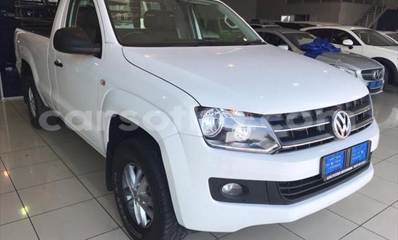 Sayi Na hannu Volkswagen Amarok White Mota in Butha Buthe a Butha-Buthe Sayi Na hannu Volkswagen Amarok White Mota in Butha Buthe a Butha-Buthe